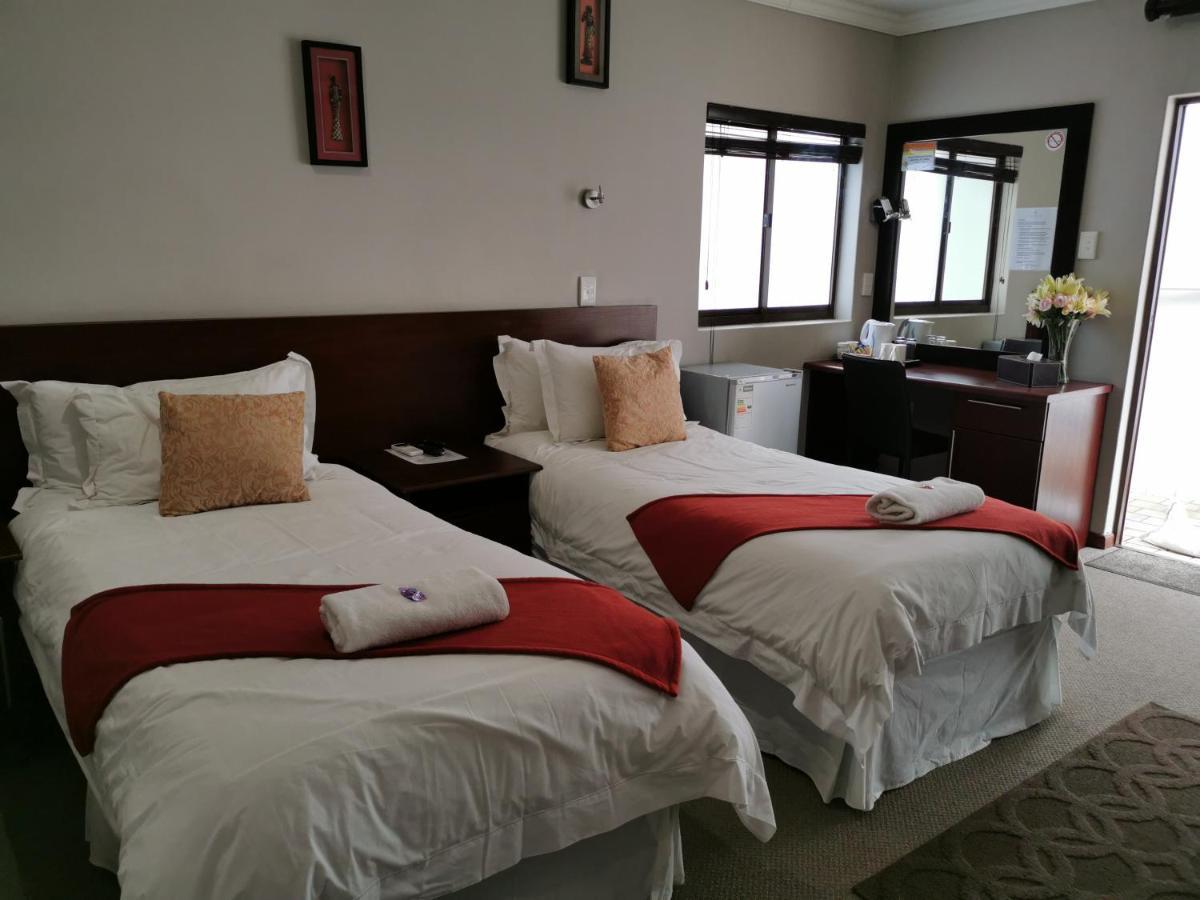 47 On Preston Guesthouse 요하네스버그 외부 사진