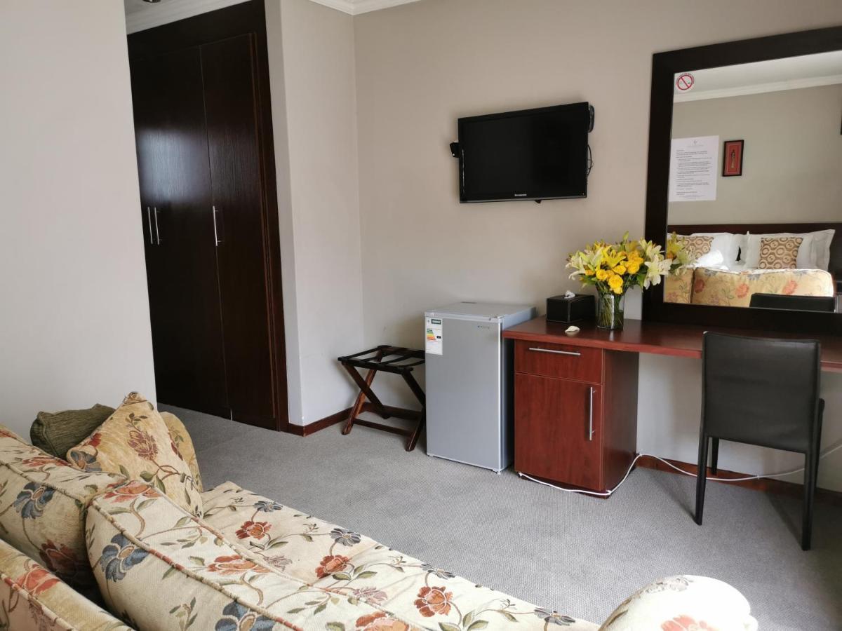 47 On Preston Guesthouse 요하네스버그 외부 사진